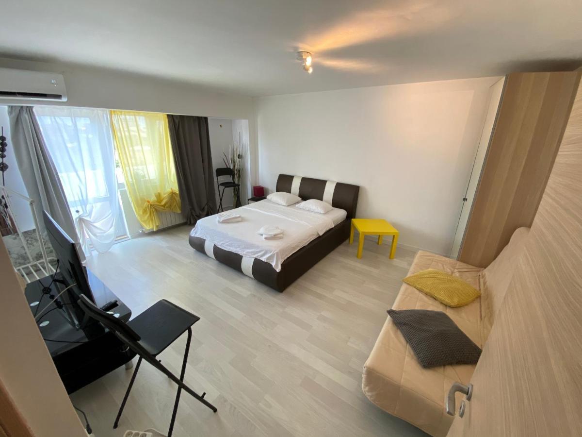 New Green Apartment Studio 1 Бухарест Екстер'єр фото