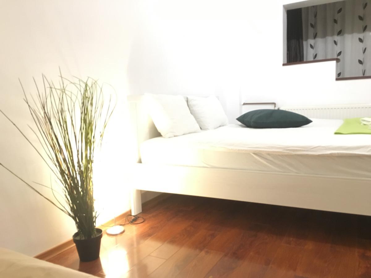 New Green Apartment Studio 1 Бухарест Екстер'єр фото